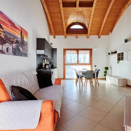 Lägenhet Airport 8 Min A/c - Netflix- Free Parking Bergamo