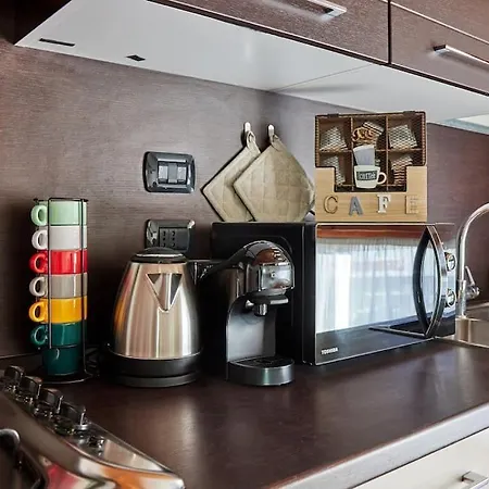 Apartmán Airport 8 Min A/c - Netflix- Free Parking *