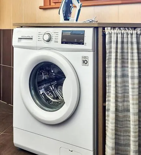 Airport 8 Min A/c - Netflix- Free Parking * 贝尔加莫