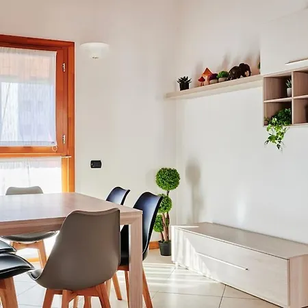 Airport 8 Min A/c - Netflix- Free Parking Appartement *