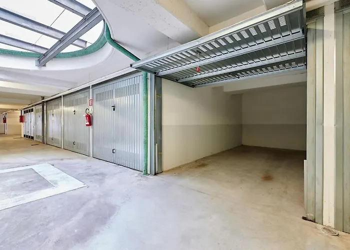 Airport 8 Min A/c - Netflix- Free Parking Appartement *